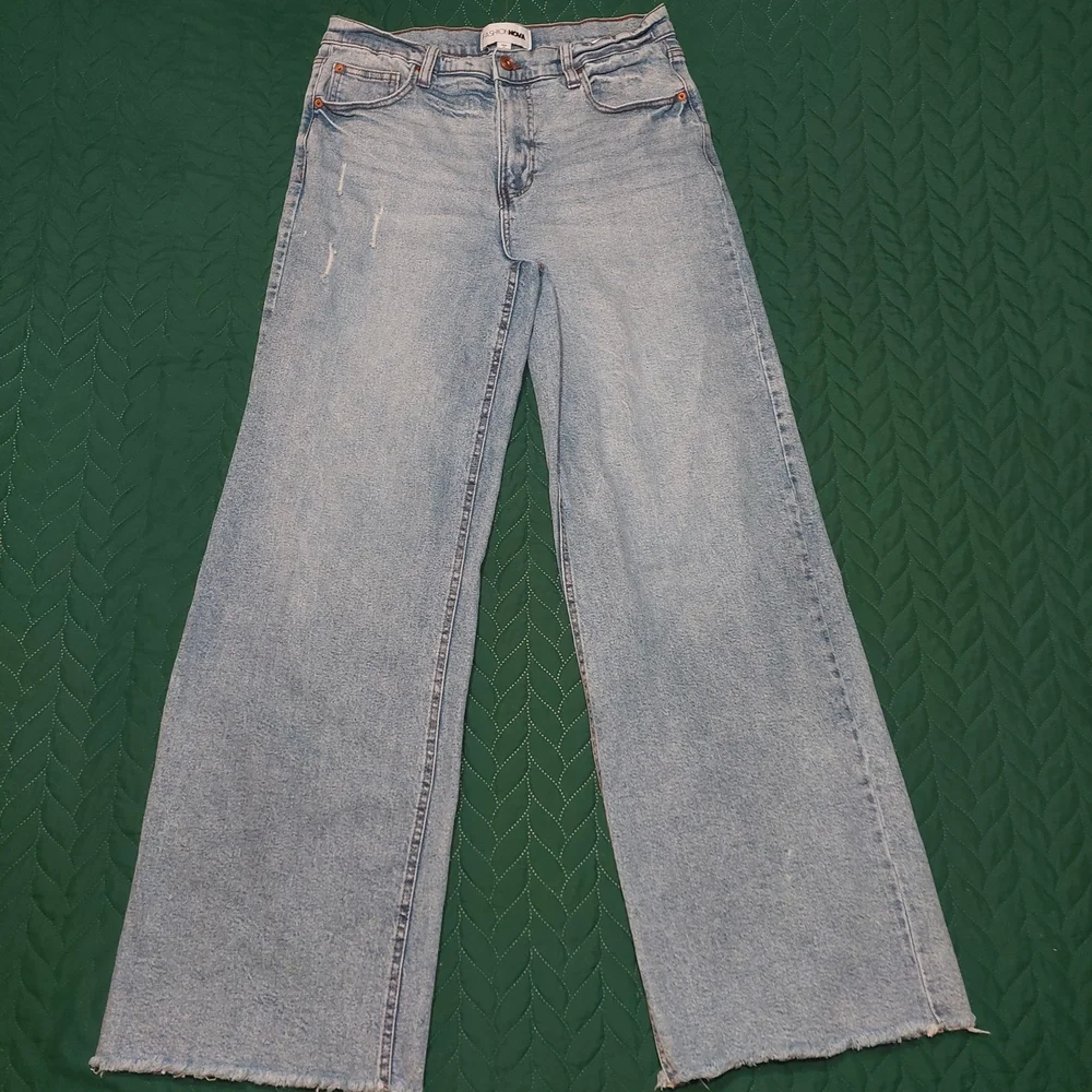 Fashion Nova Light Blue Flare Jeans - Picture 3 of 8
